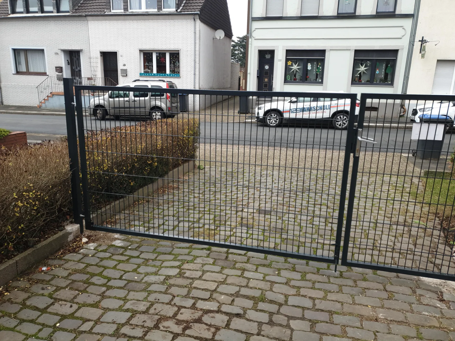 20 foot double swing gate