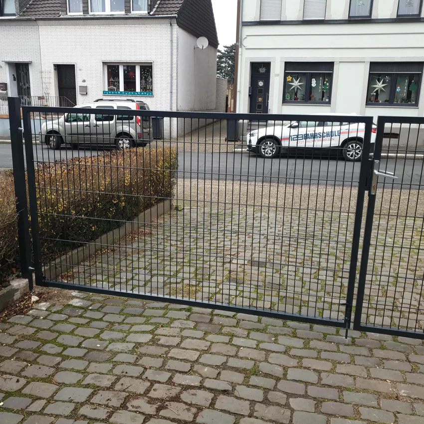 small garden gate metal