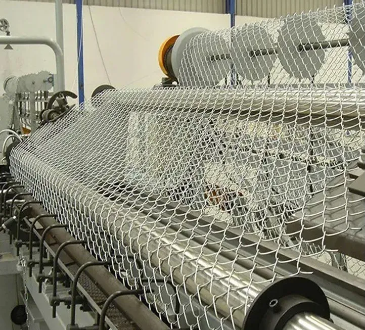 ROLL PVC Coated Diamond Shape Wire Mesh Steel Galvanize Chain Link Fence