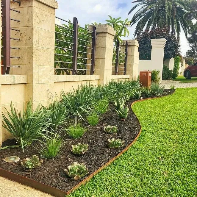 Metal Garden Frame Grass Anchoring Spikes New Design Landscape Corten Steel Lawn Edge