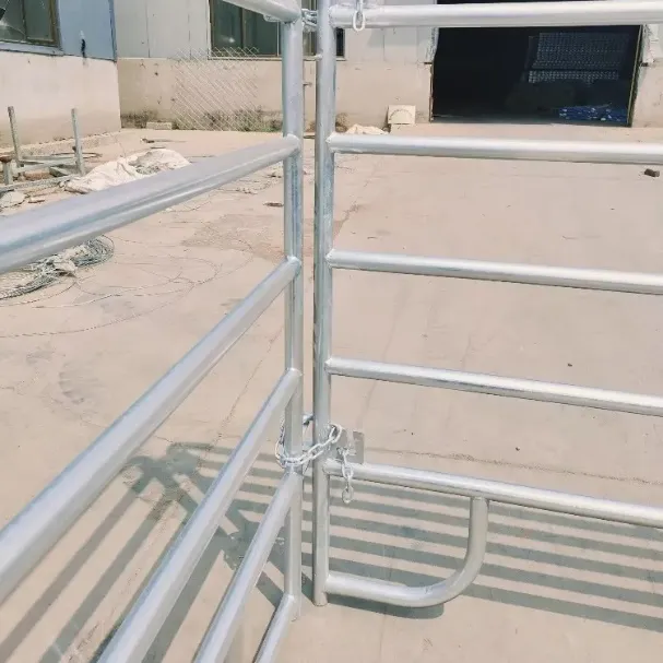 High-Quality Animal Corral Horse Fence Movable Racetrack Fence for Sheep Farm Zoo