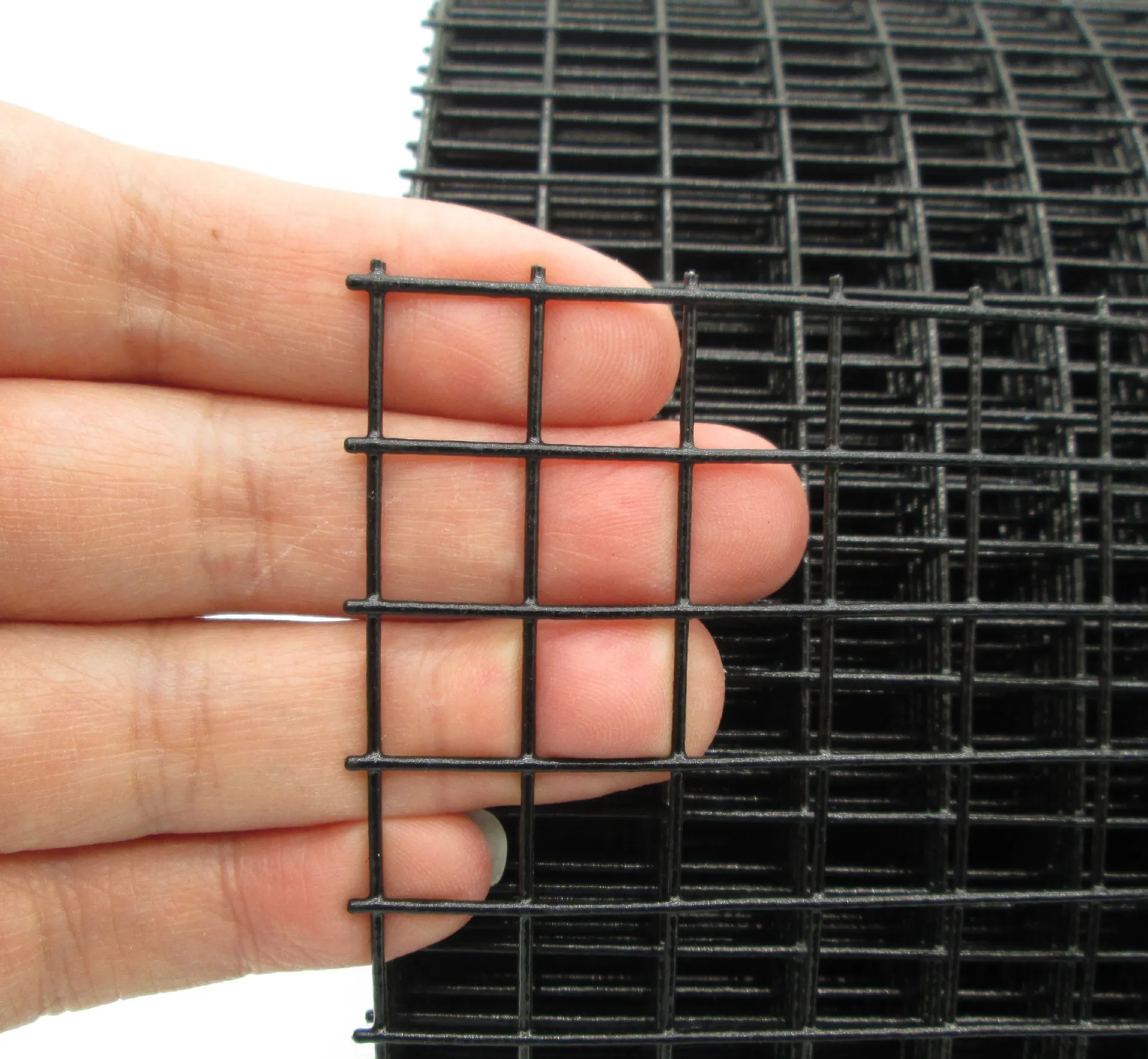 Read More About pvc coated welded wire mesh suppliers