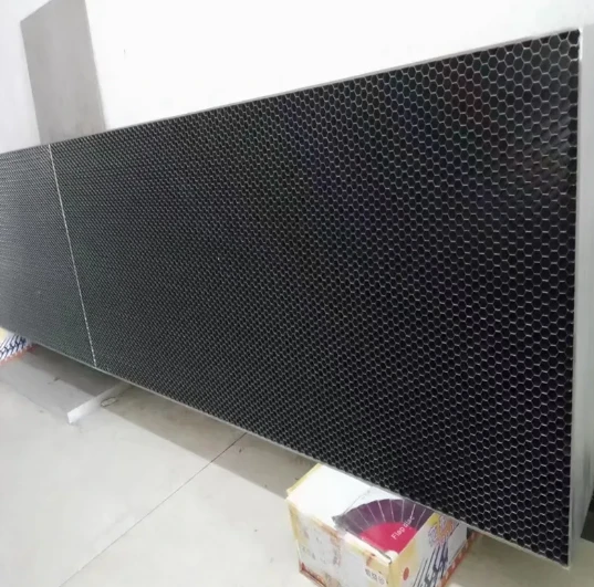 Advanced Stainless Steel Honeycomb Panels for Aerospace & Automotive Applications