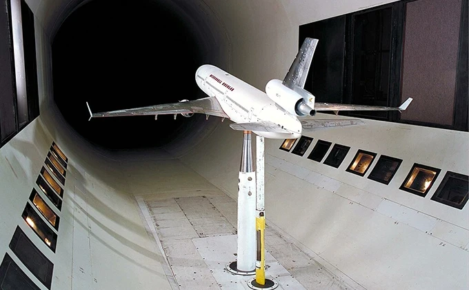 Stainless honeycomb structures are used in wind tunnels for their durability and airflow efficiency, improving testing accuracy and reliability.