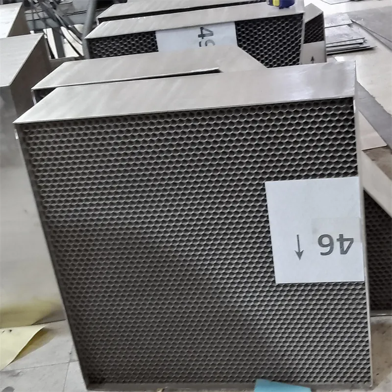 Aluminium Emc Shielded Honeycomb Vent For 120*120mm Fan