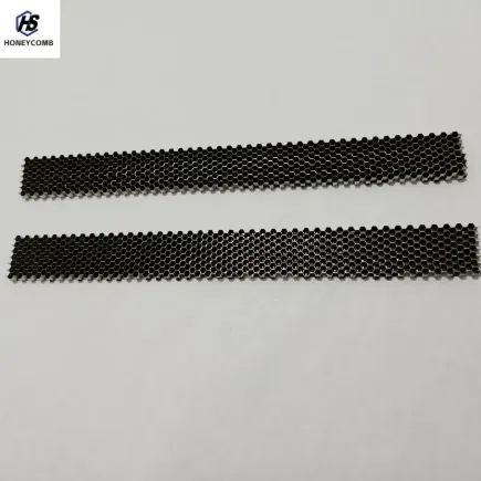 Honeycomb Seals: Revolutionizing Aircraft Design for Weight Reduction and Insulation