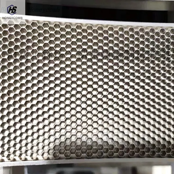 Honeycomb Segment Seal | Low Leakage, Abradable, High-Temp