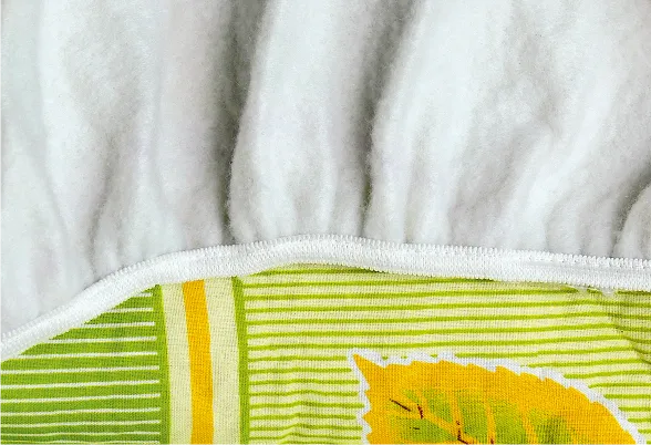 They are well-suited for households that frequently iron and aim to keep their spaces tidy while preserving their ironing equipment.
In commercial laundry settings, these covers offer practical benefits for the washing machine and ironing board. 
They protect equipment from damage, reduce maintenance costs, and help maintain a clean, professional laundry environment. 
For businesses that rely on frequent use of laundry and ironing equipment, these covers can effectively extend the service life of the machine and reduce operating costs.