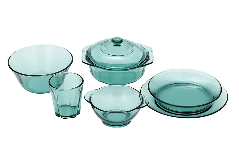 Discover Timeless Elegance with Green Glass Dinnerware Sets
