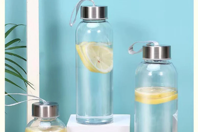 скляний контейнер з нервозною сталею