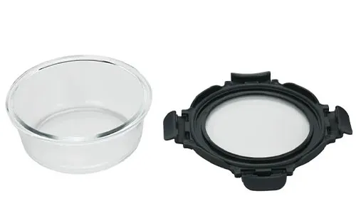 1 . لتر زجاجة مع غطاء