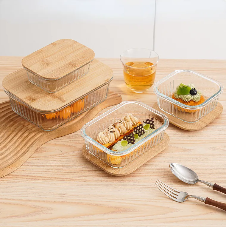 Stylish and Sustainable: Glass Food Storage with Bamboo Lids