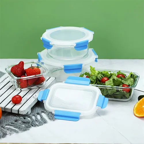 borosilicate glass bottle with bamboo lid