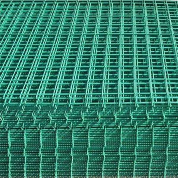 Galvanized Welded Wire Mesh Panels | 2x2, 4x4, 6x6 Options