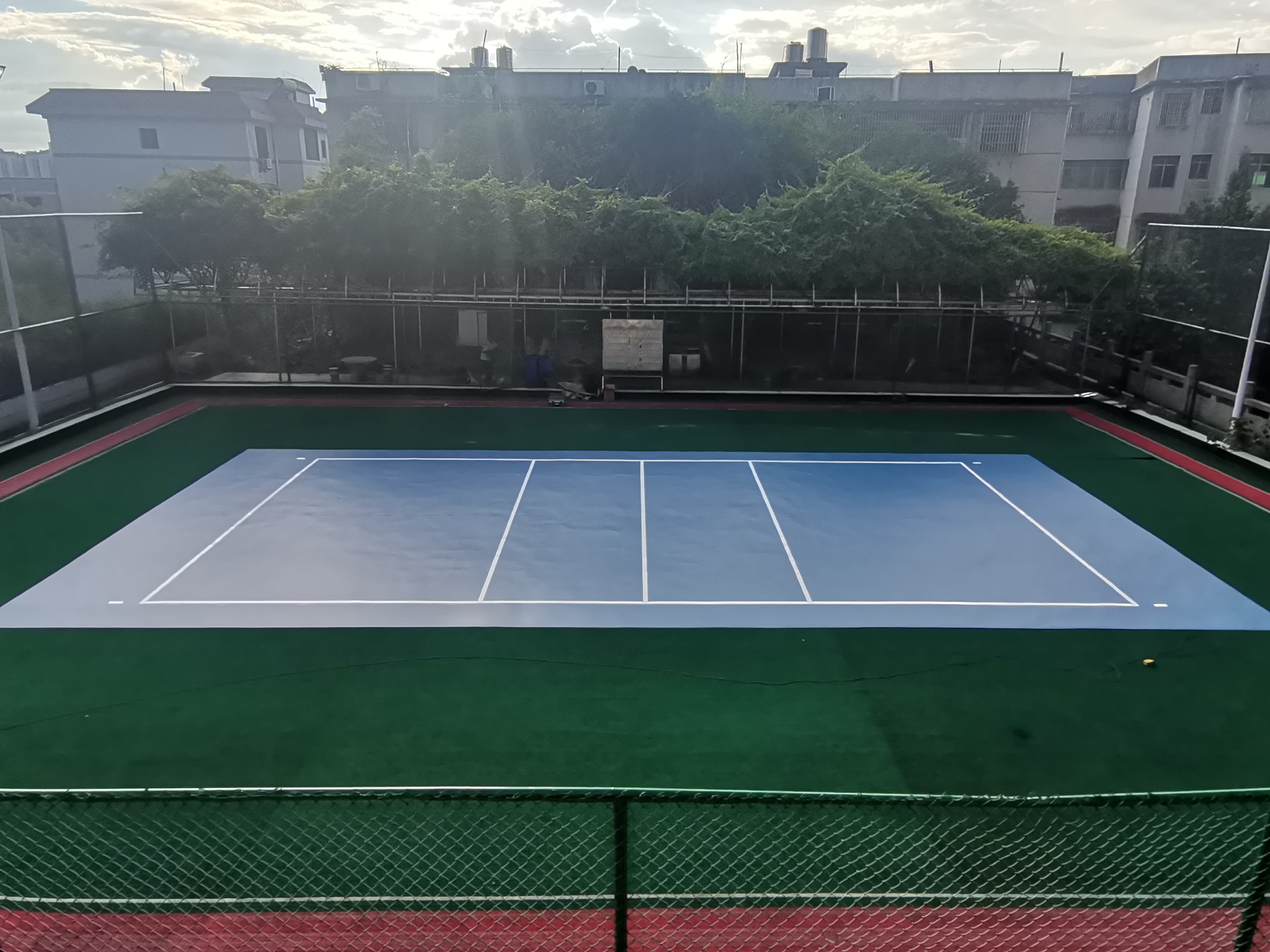 Durable & Waterproof Sports Flooring Outdoor | Court Tiles
