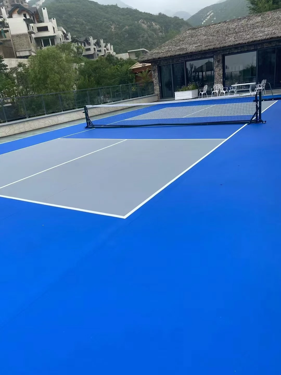badminton court flooring types