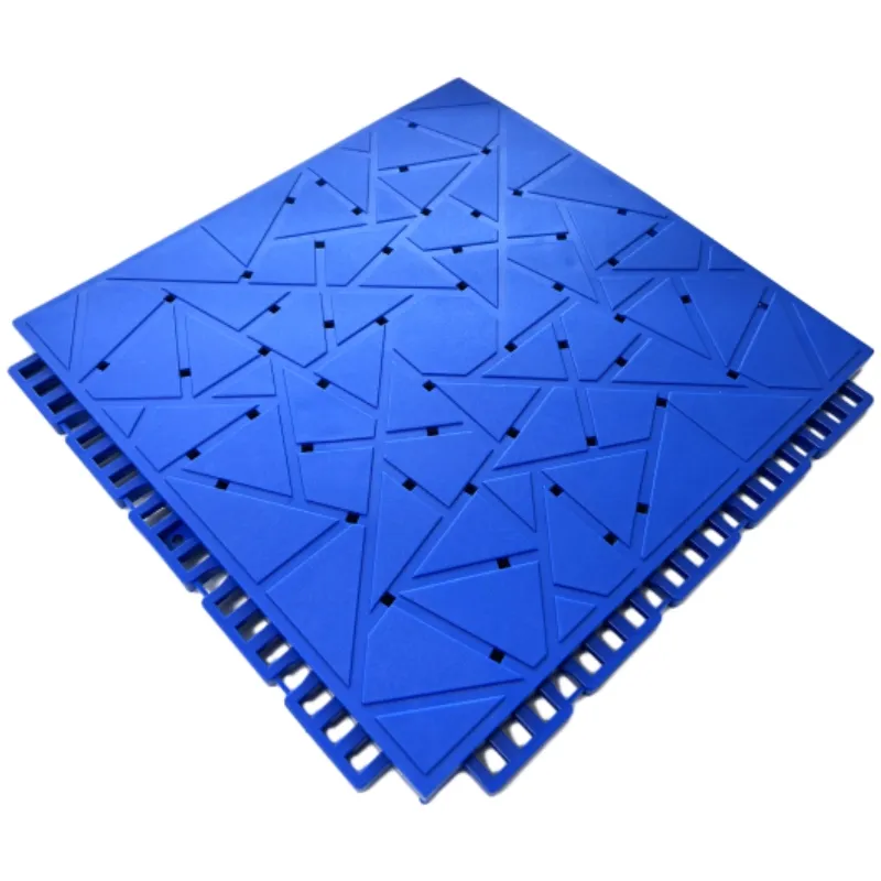 Тагини комерсик ошхона барои пешгирӣ кардани сари хук.