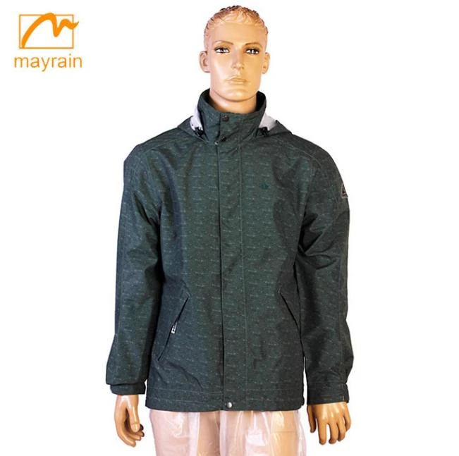 Windbreaker vs Raincoat: Choosing the Right Outerwear for Every Forecast