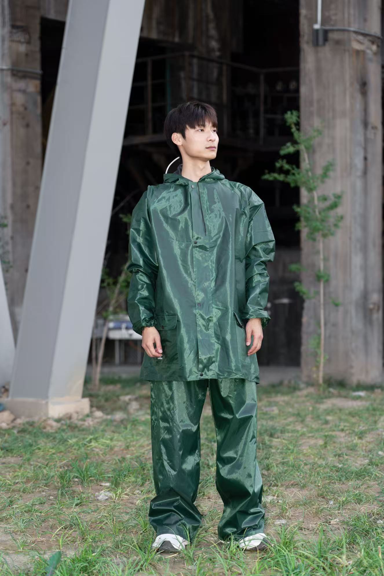 Everyday Convenience With A Men's Poncho Raincoat