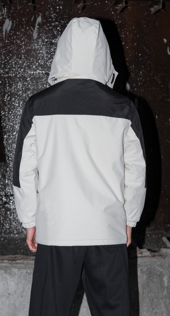 Men's rain jacket waterproof is flexible