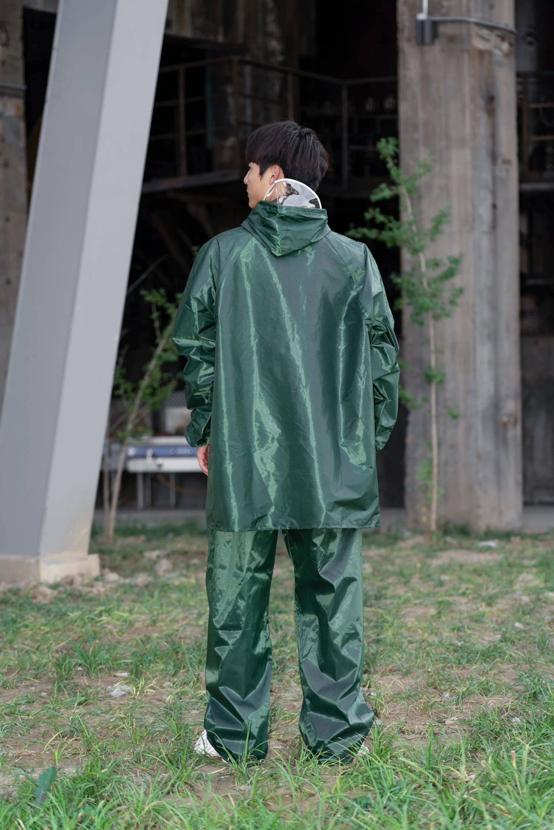 Waterproof Performance of Modern Men’s Rain Jackets Across Different Styles and Uses