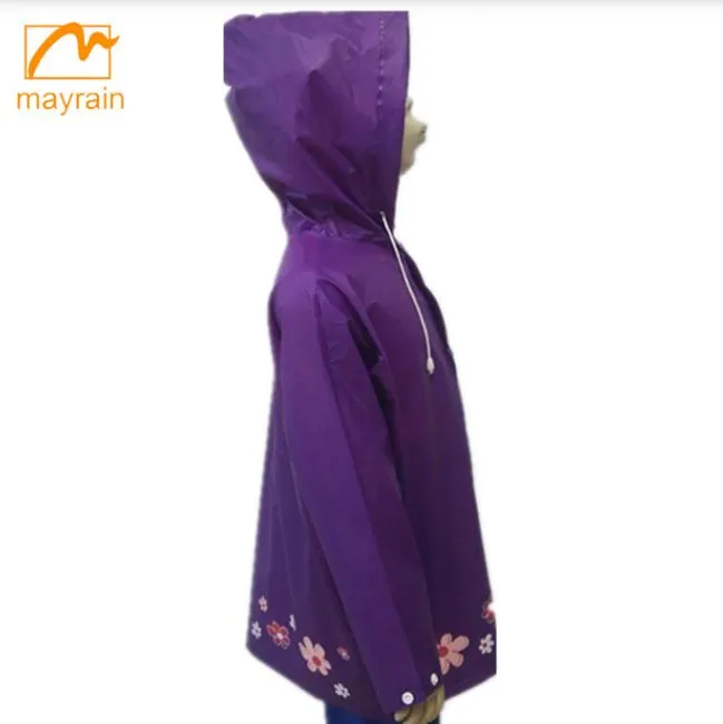 Keeping Kids Dry: Choosing the Best Children’s Rain Poncho