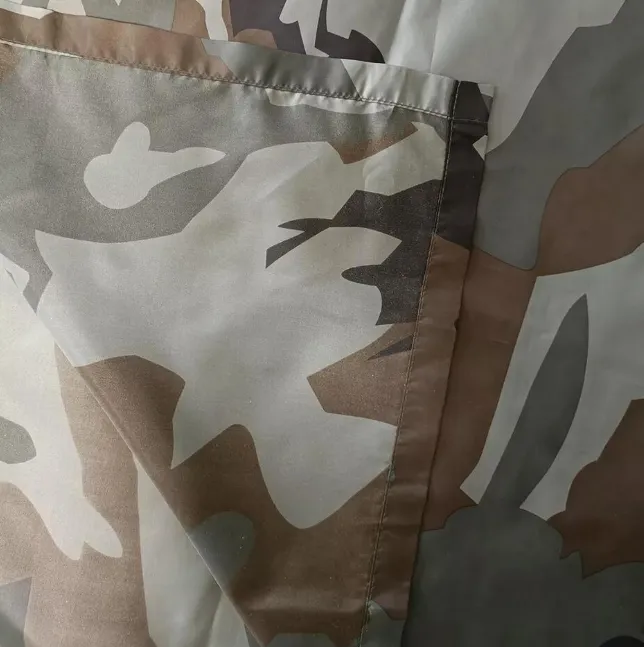 Stylish and Functional: Choosing the Right Men's Raincoat