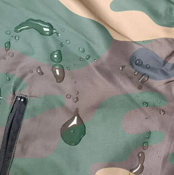 Raincoat vs. Windbreaker: Which One is Right for You? Raincoat vs. Windbreaker: Which One is Right for You?