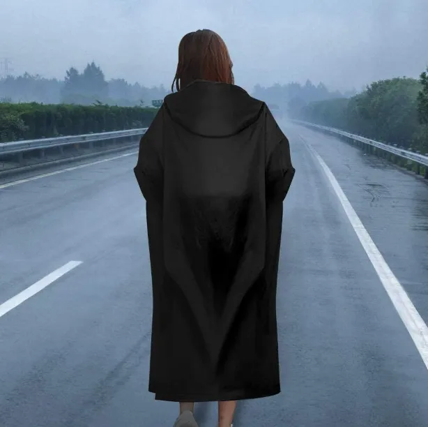 The Versatility of Poncho Raincoats: A Practical Choice for Men