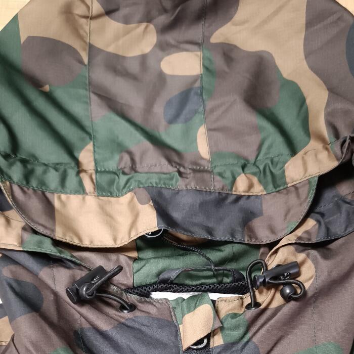 Wholesale Men's 100% Waterproof Windproof Outdoor Rain Jackets