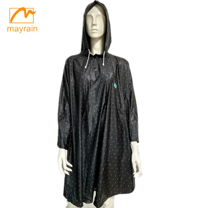 معطف مطر طويل واضح معطف مطر طويل واضح