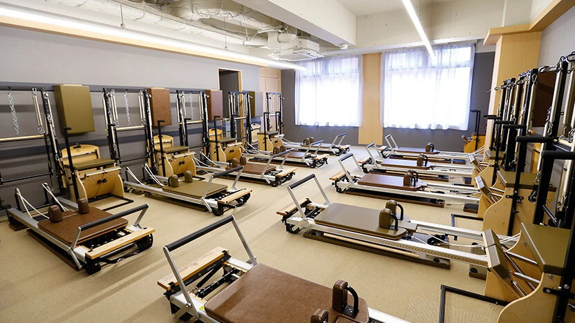 pilates master pro foldable reformer