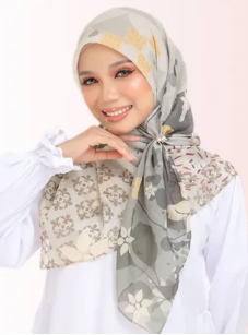 Your Go-To Voile Scarf Guide