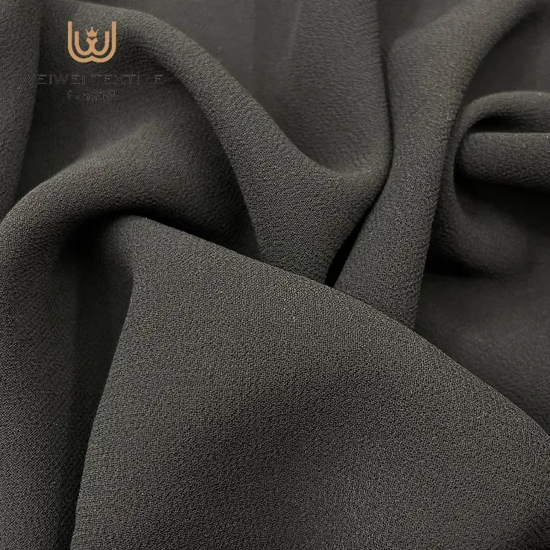 The Everyday Elegance of the Square Chiffon Scarf in Muslim Life