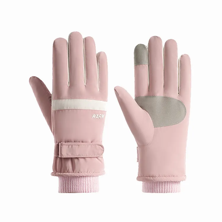 Discover the Warmest Type of Gloves for Ultimate Winter Protection