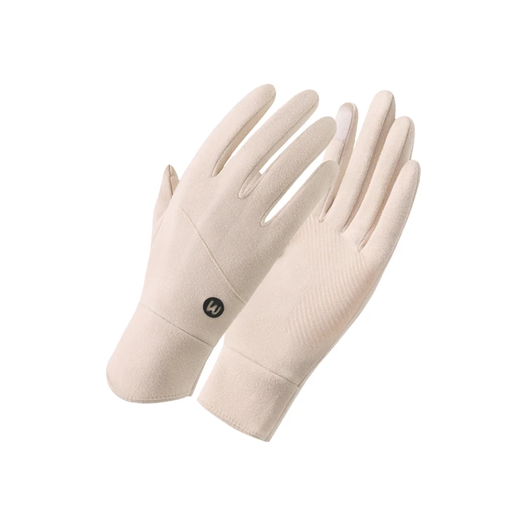 Perfect Gloves for All Seasons