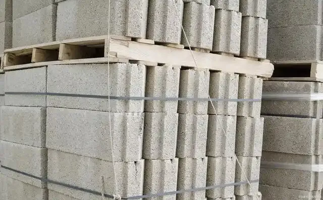 Balancing Setting Time: The Role of Additives in Gypsum Plaster