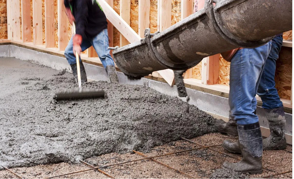 Enhancing Concrete Performance with Water-Reducing Admixtures: The Role of Polycarboxylate Ethers