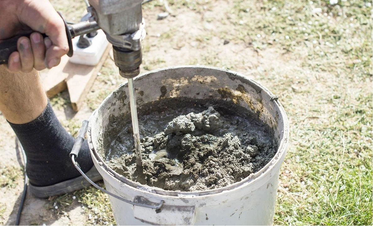 Water-Reducing Admixtures for Special Cement