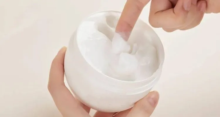 Exploring Hydroxypropyl Starch Derivatives and Their Applications
