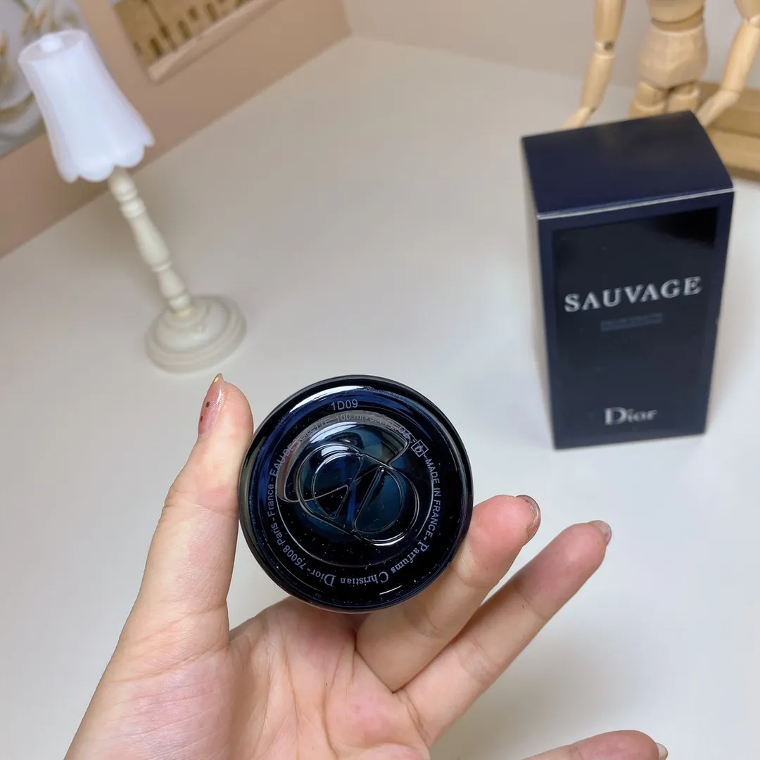 Dior Sauvage Eau De Toilette 100ml