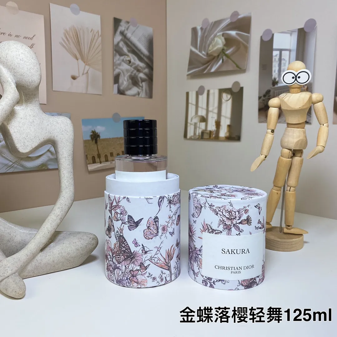 Falling Cherry Light Dance Golden Butterfly ManDance Limited Edition 125ml