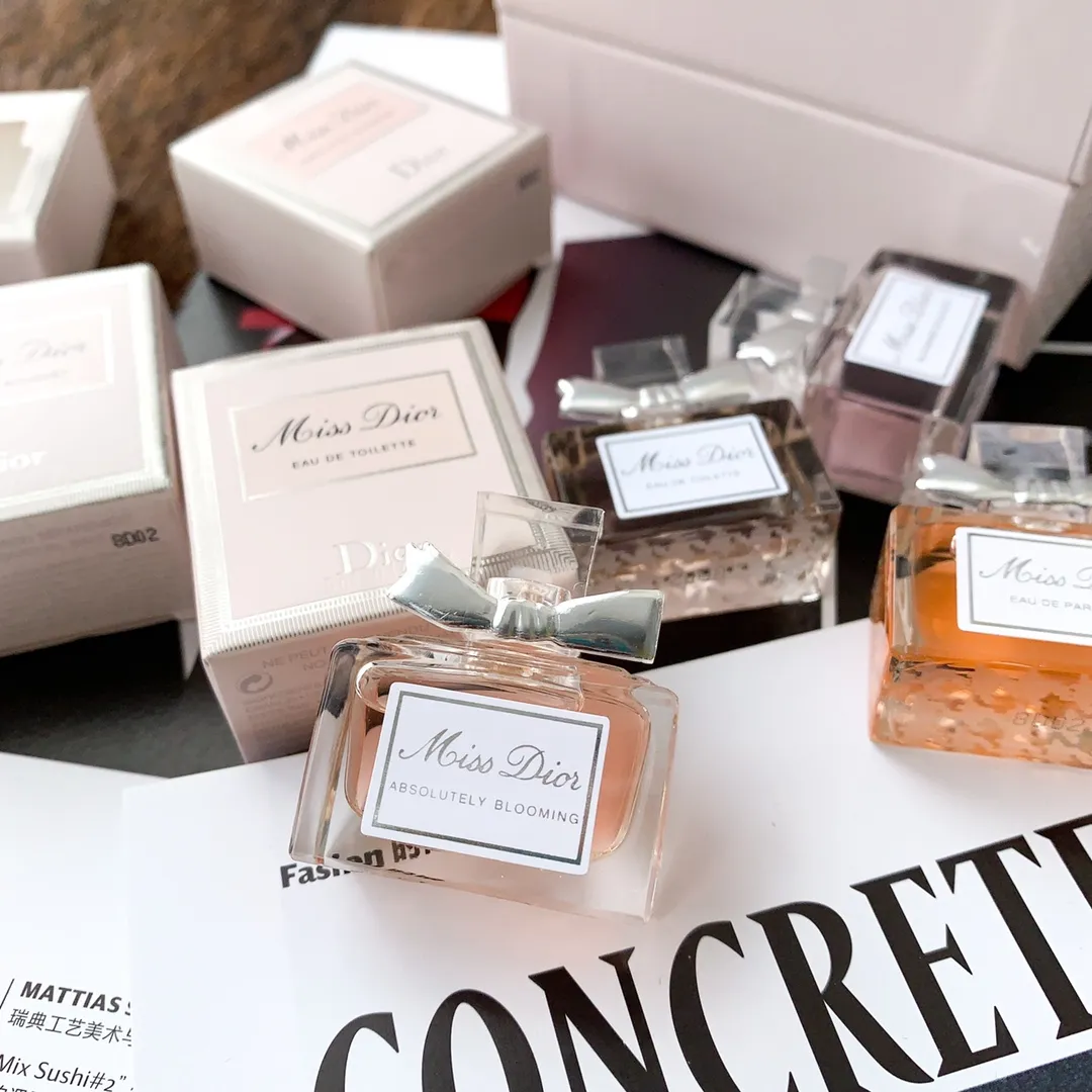 Miss Dior perfume Q Sample Gift Box Miss Dior perfume Q Sample Gift Box