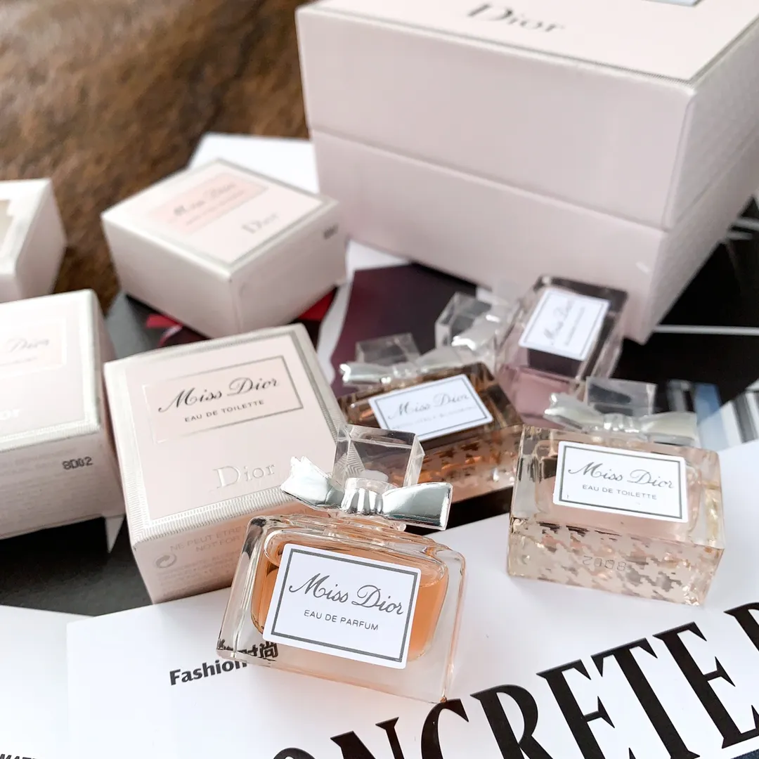 Miss Dior perfume Q Sample Gift Box Miss Dior perfume Q Sample Gift Box
