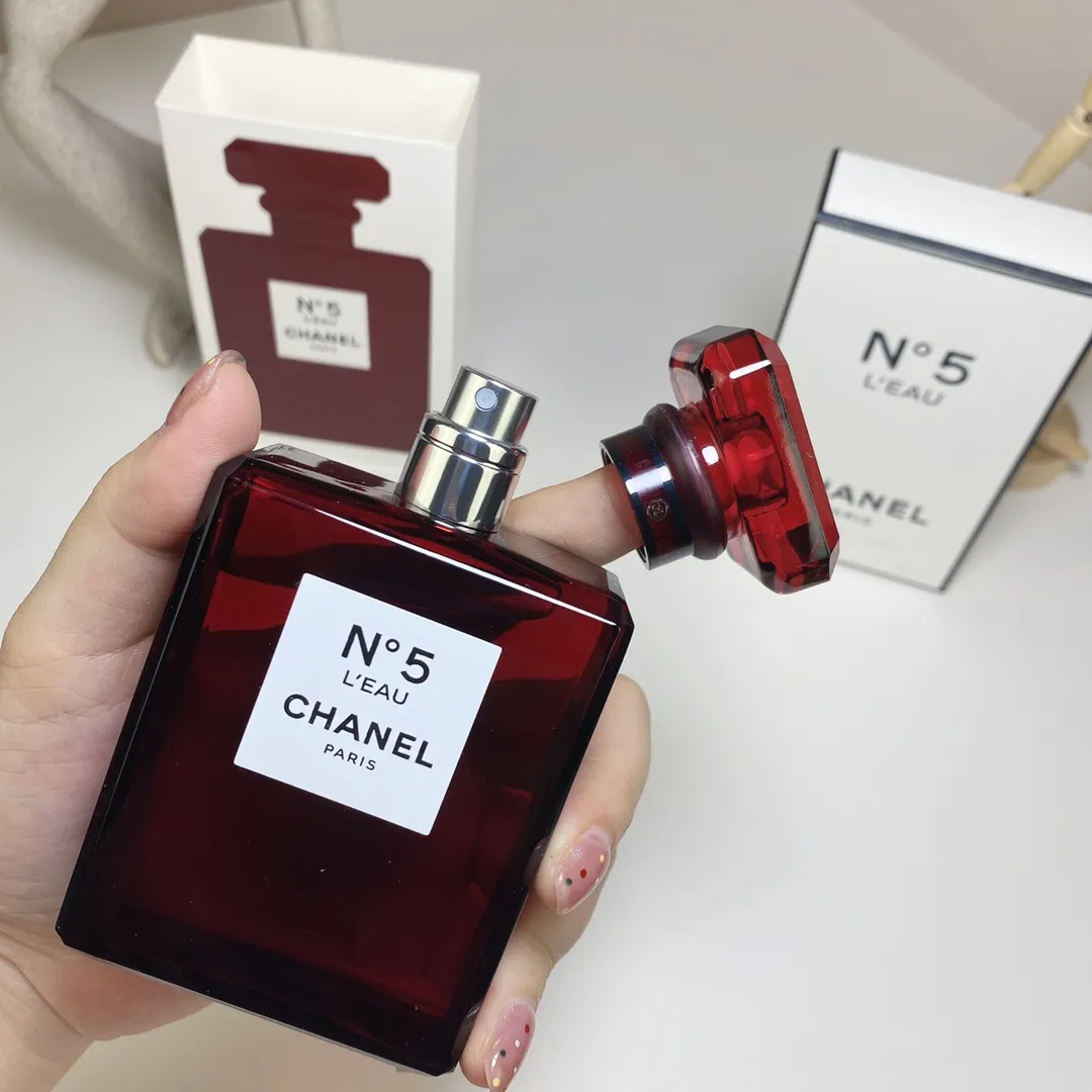 Chanel Light Red No. 5 Water Christmas Limited Edition 100ml Chanel No 5 L'Eau Red Editio