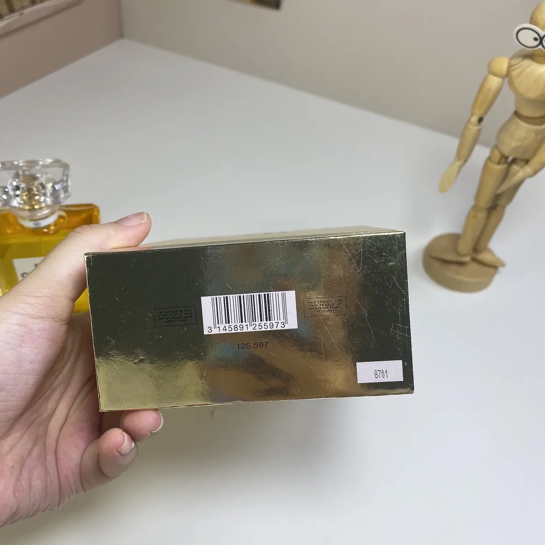 Chanel Wood Box Yellow No.5 Light Essence 100ml