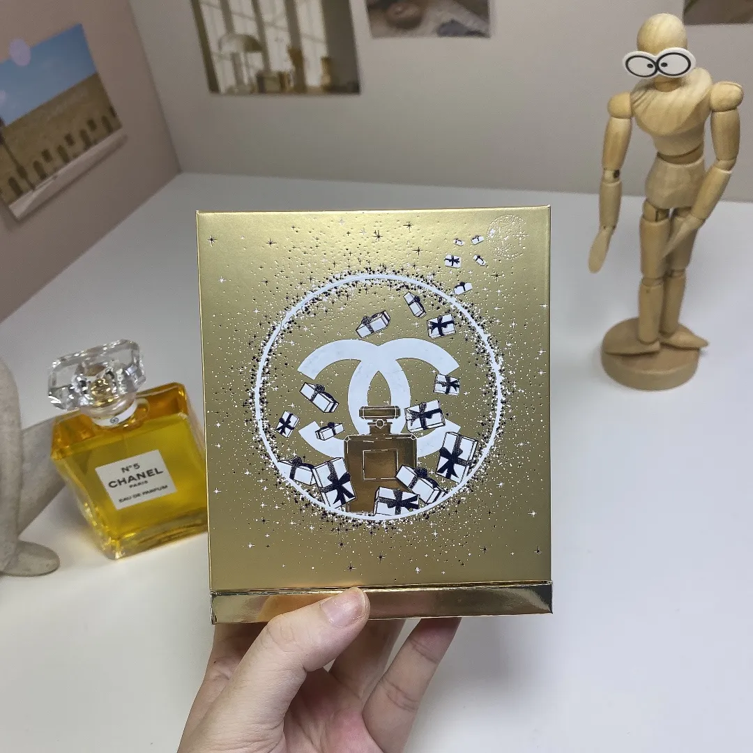 Chanel Wood Box Yellow No.5 Light Essence 100ml