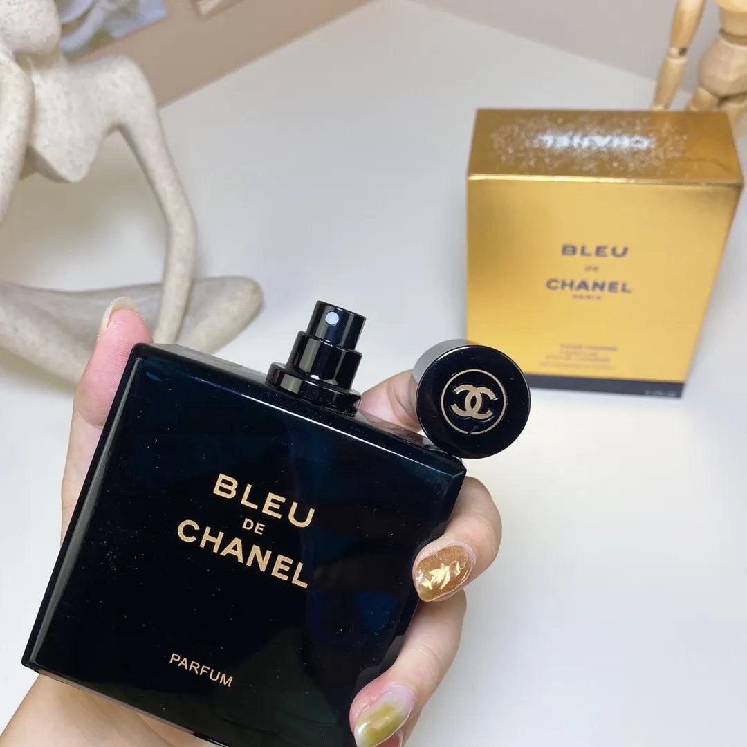Chanel Wooden Box Blue Essence 100ml: Authentic Gift?