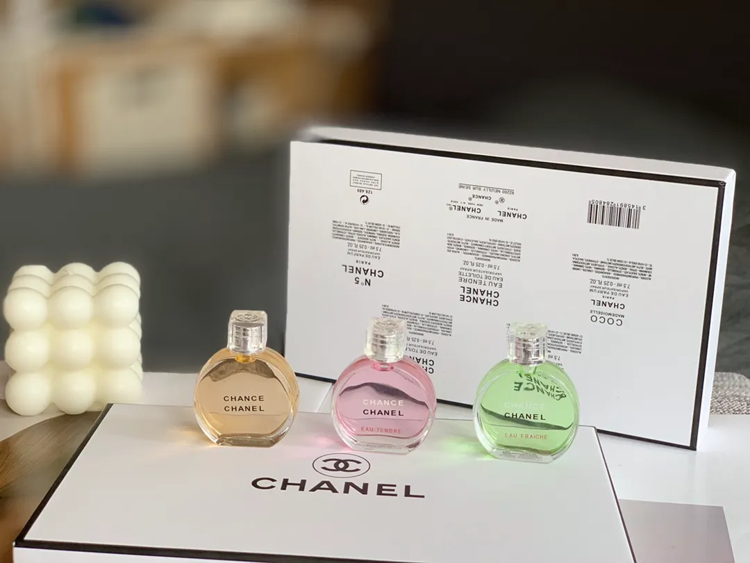 Chanel Five Piece Set Q Edition White Gift Box