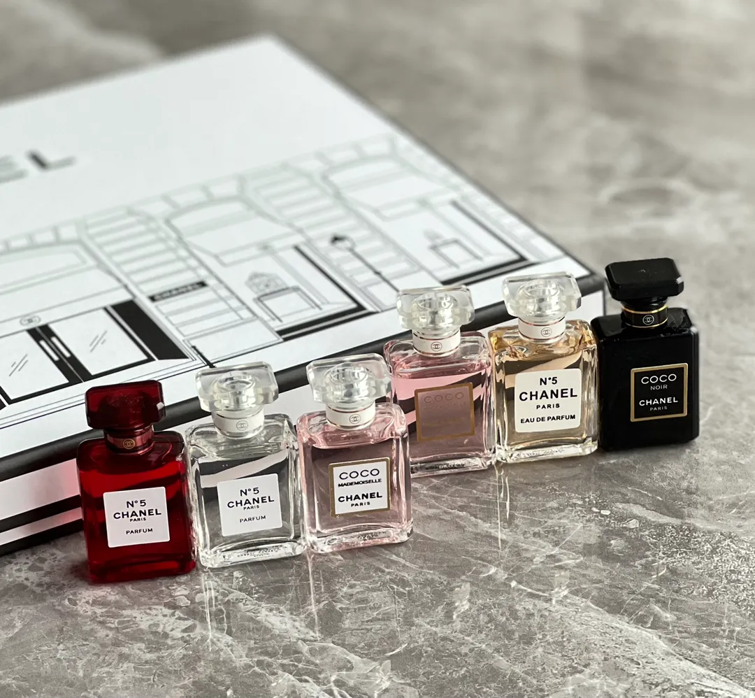 Chanel Family Portrait 12 Piece Set Q Sample Perfume Gift Box